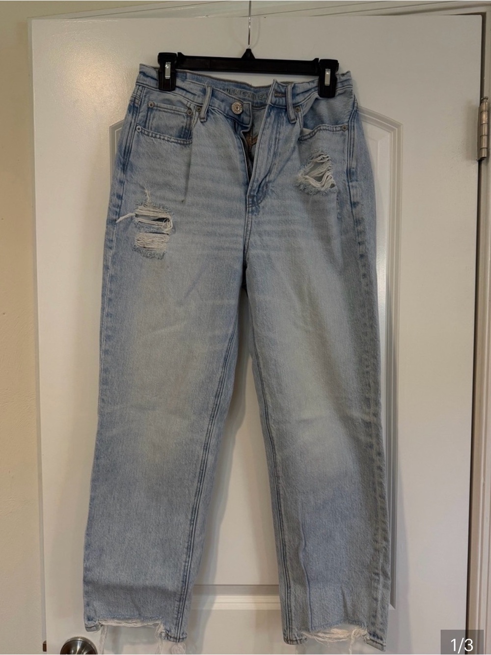 American Eagle Outfitters Light Blue Distressed Boyfriend Jeans